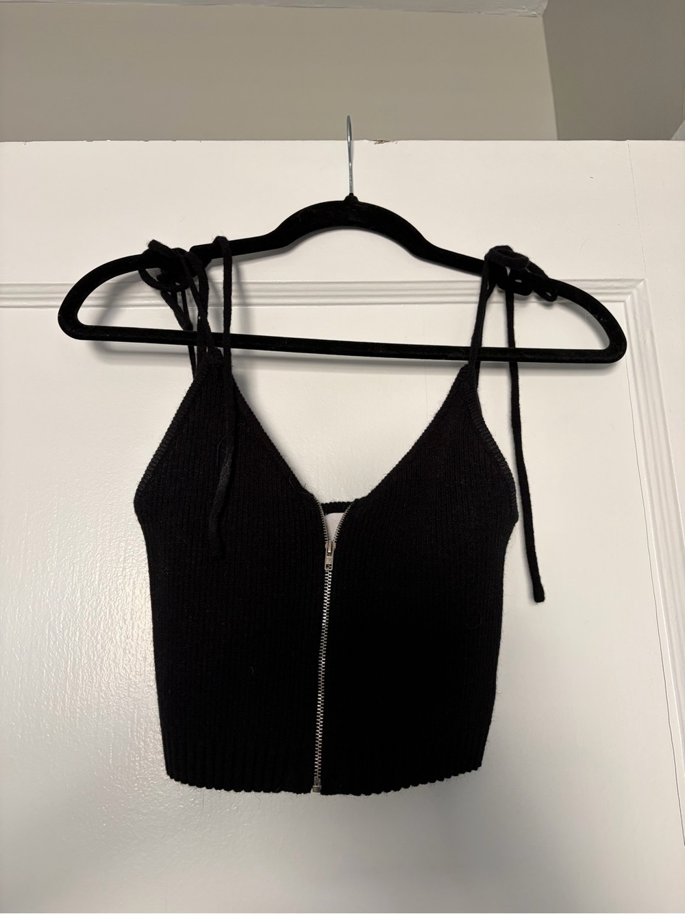 Black Tie-Shoulder Zip Front Knit Crop Top
